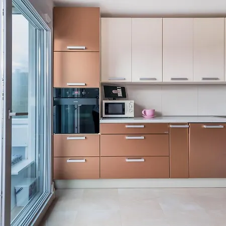 Jan 2+2 With Balcony Apartman Pula