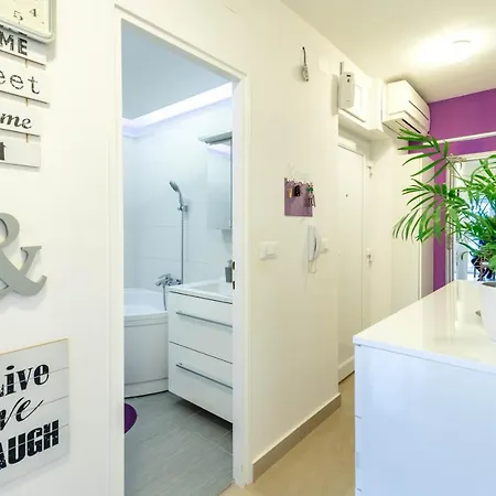 Апартаменты Jan 2+2 With Balcony *