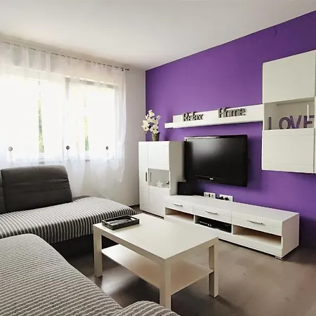 Jan 2+2 With Balcony Апартаменты